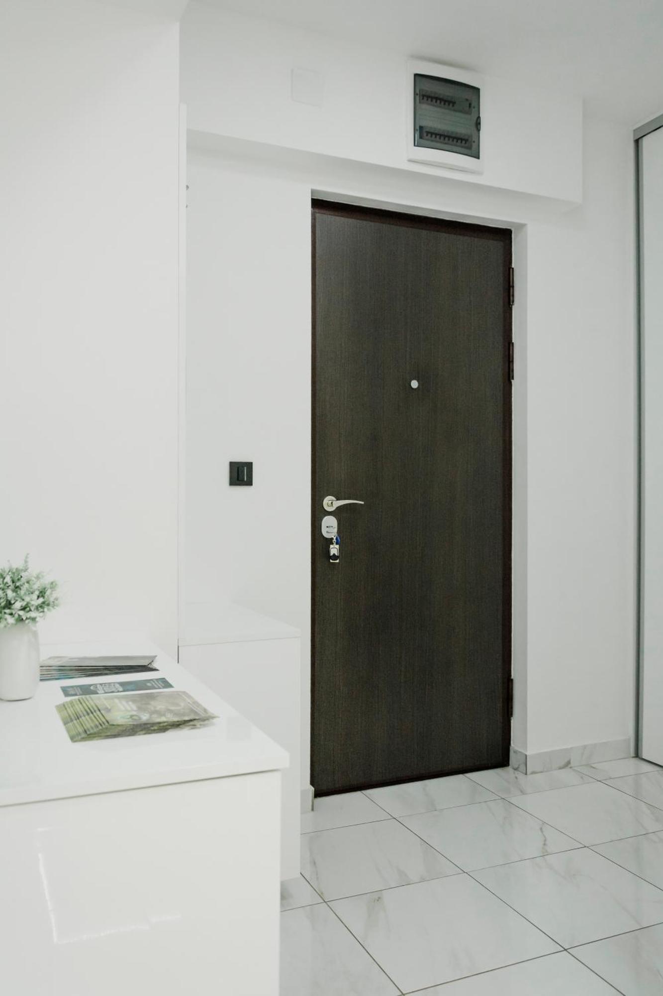 Luka Apartments Flatiron Skopje Buitenkant foto