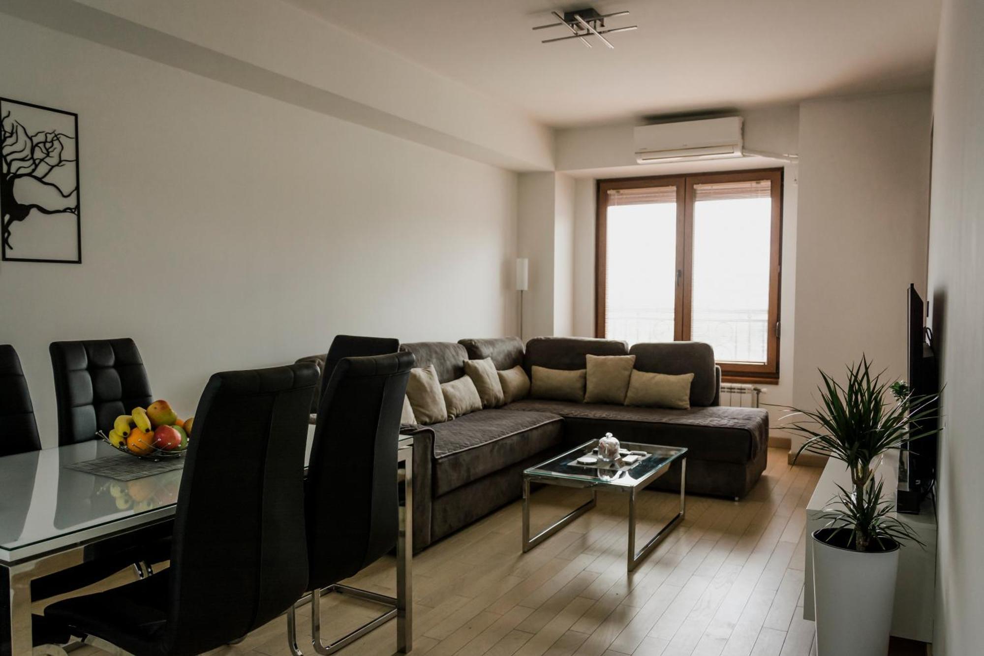 Luka Apartments Flatiron Skopje Buitenkant foto
